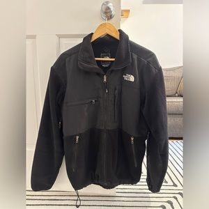 Men’s Medium Black Northface Fleece full zip jacket